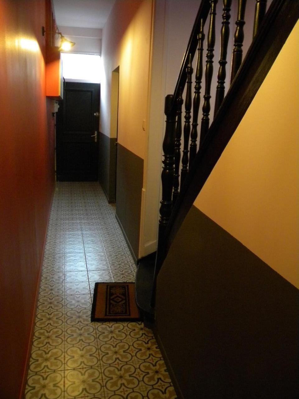 - Proche Métro - Stationnement Gratuit Appartement